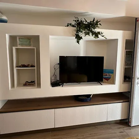 Apartment La Voce Del Mare 3